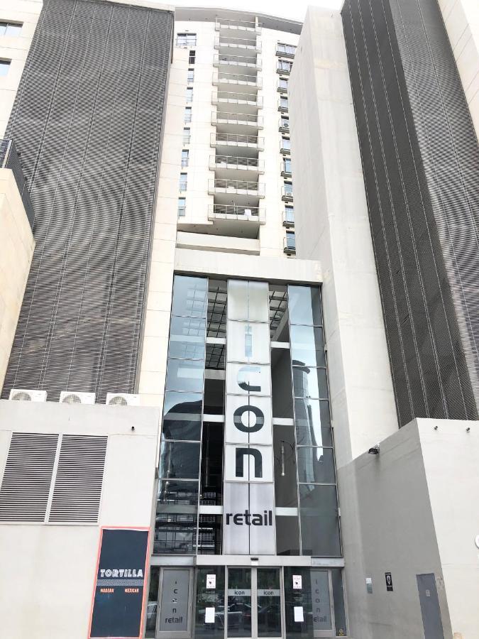 Icon Self Catering Apartment In Cape Town Near Waterfront And Cticc Екстериор снимка