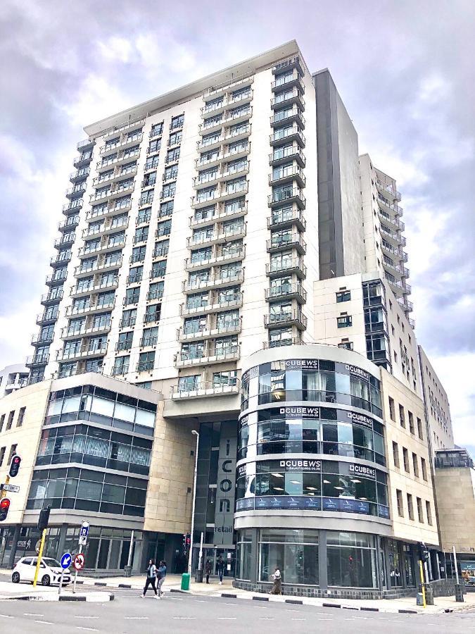 Icon Self Catering Apartment In Cape Town Near Waterfront And Cticc Екстериор снимка