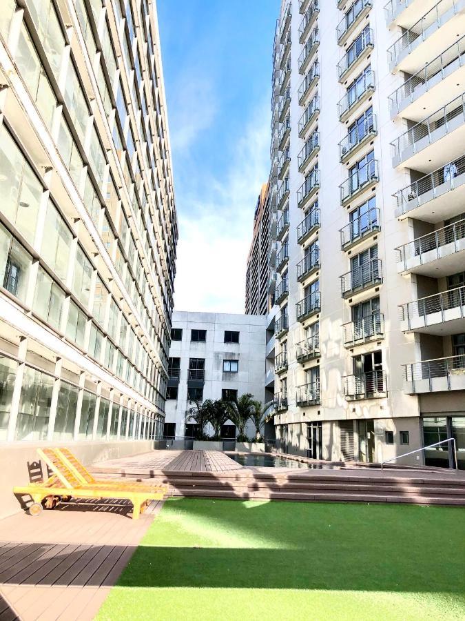 Icon Self Catering Apartment In Cape Town Near Waterfront And Cticc Екстериор снимка