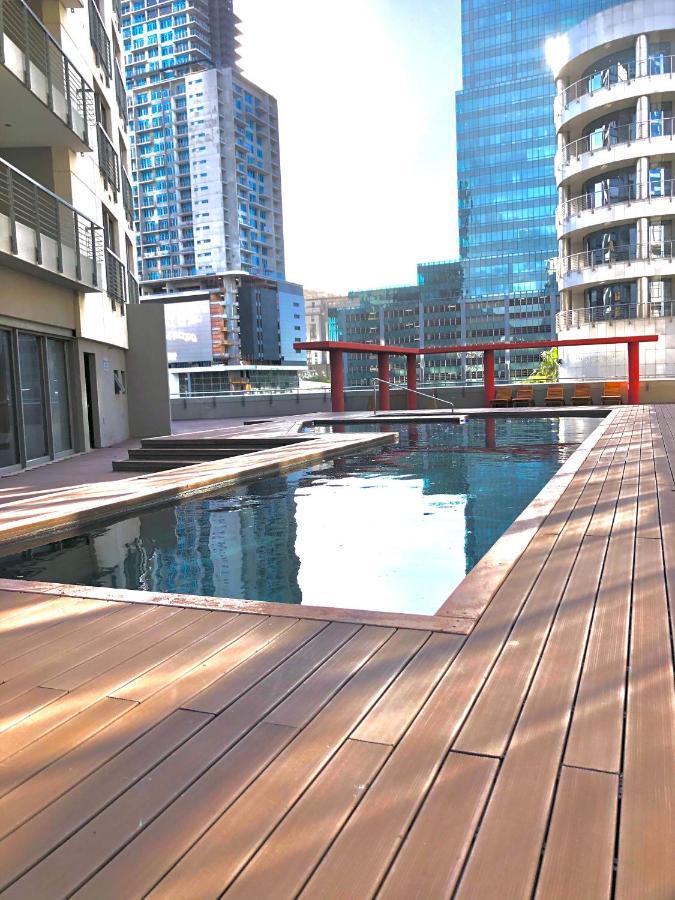 Icon Self Catering Apartment In Cape Town Near Waterfront And Cticc Екстериор снимка